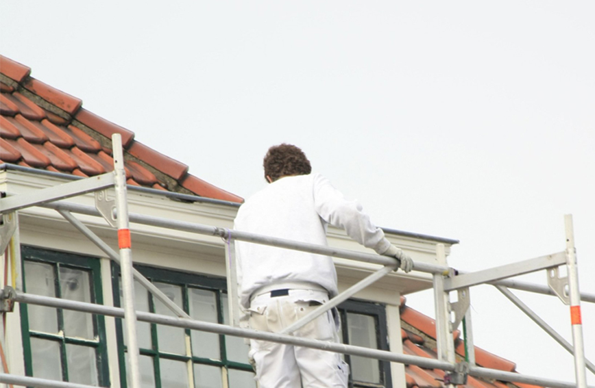 5 Easy Maintenance Tips to Extend the Lifespan of Your Roof