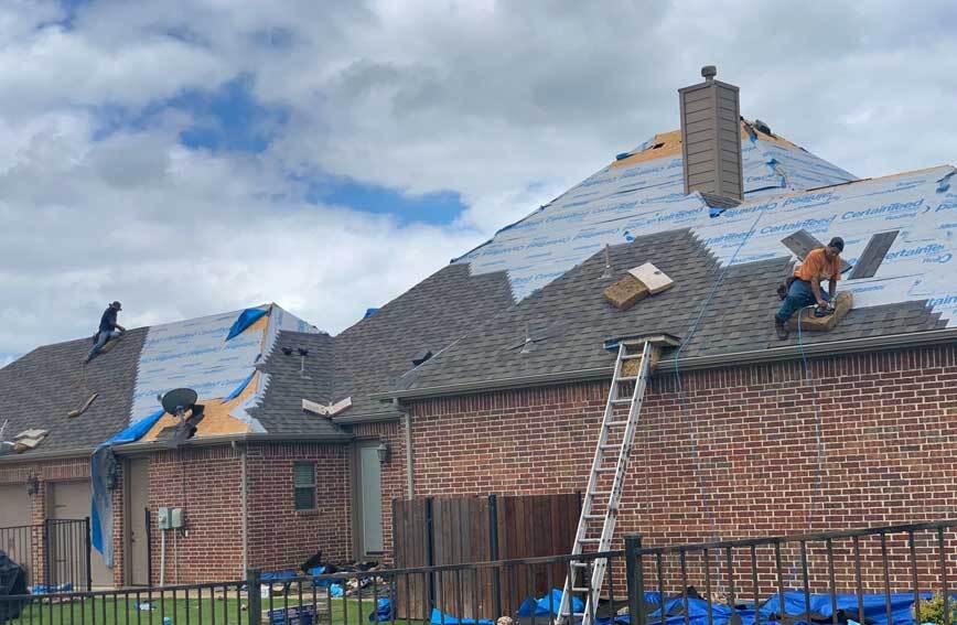A Complete Guide on Roof Repair: All You Need to Know!