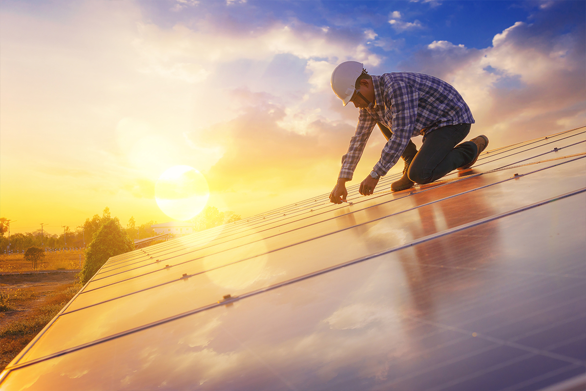 How a Trusted Roofer Saves Property Managers Time & Money?